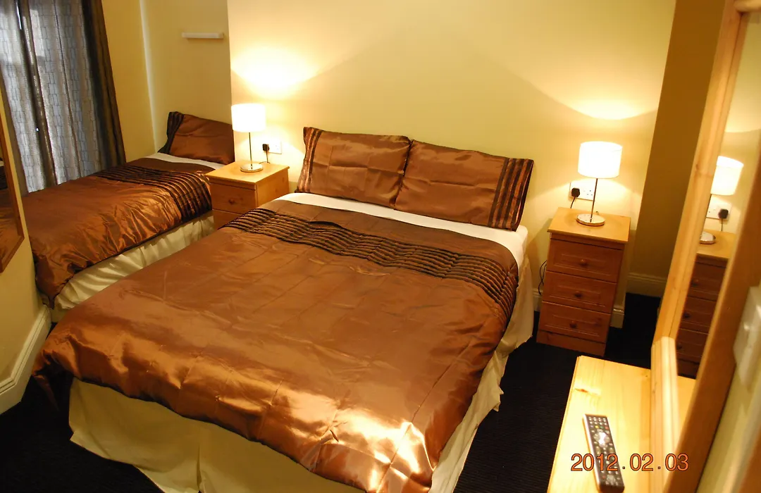 Parkway Guesthouse-1