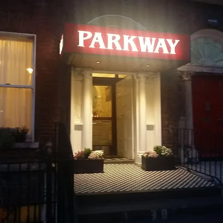 Parkway Guesthouse-2